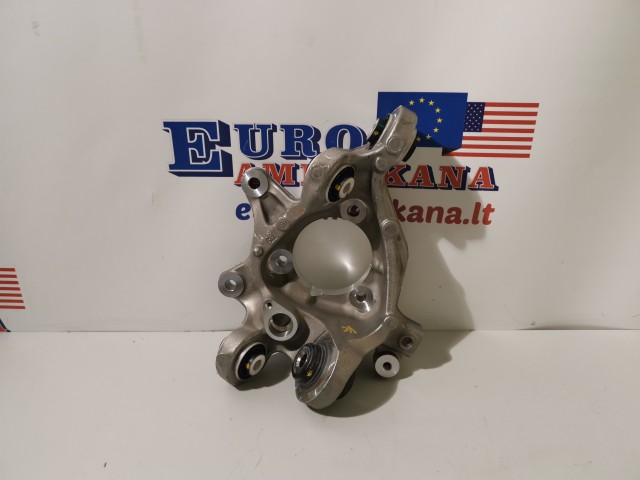 Knuckle w/ performance pkg, RH
